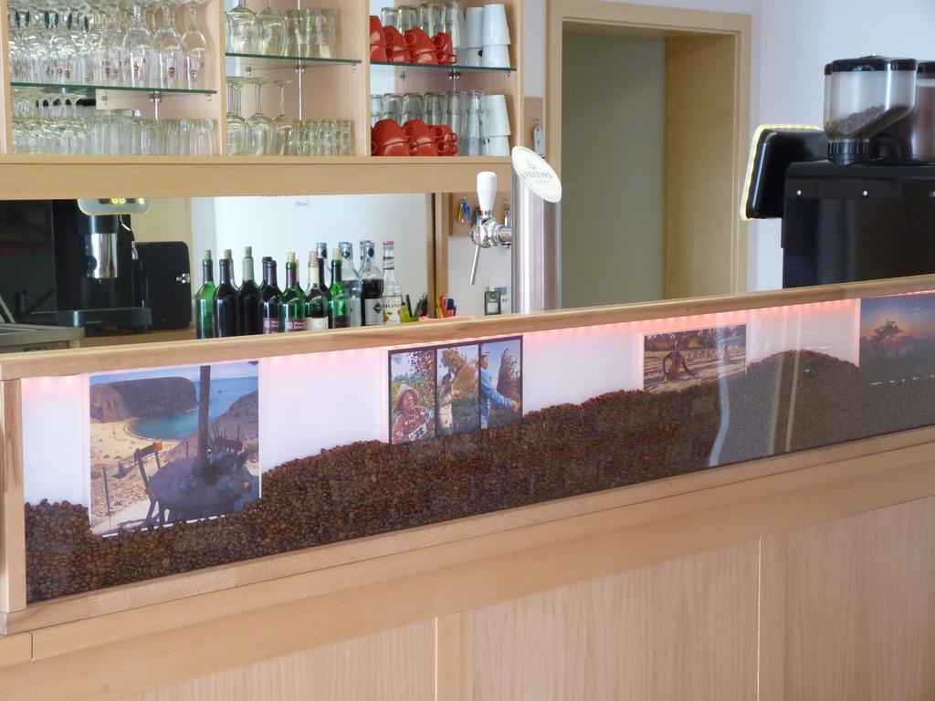 Cafe Und Pension Blohm Greifswald Ngoại thất bức ảnh