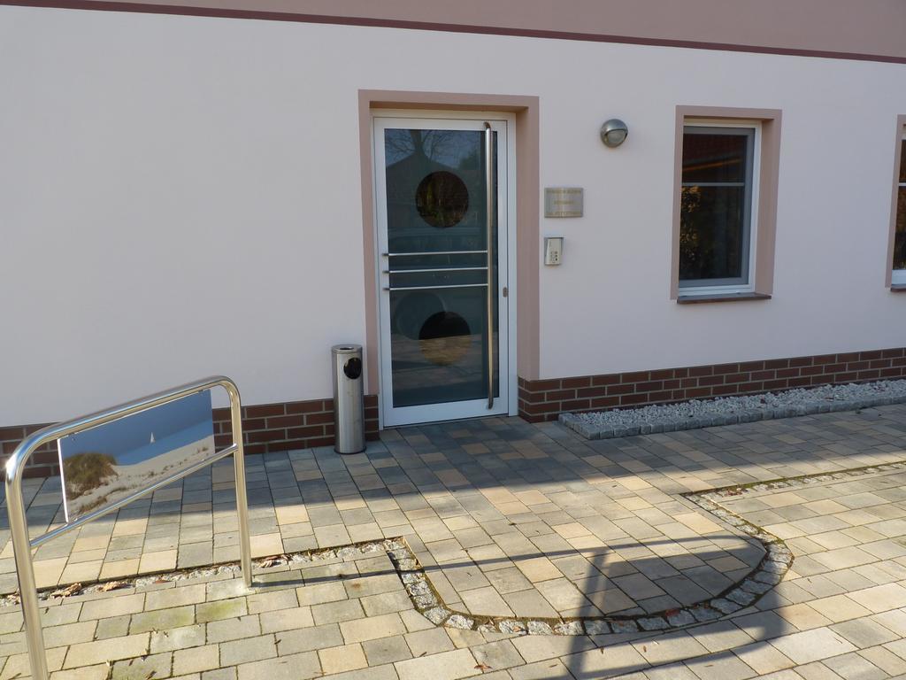 Cafe Und Pension Blohm Greifswald Ngoại thất bức ảnh
