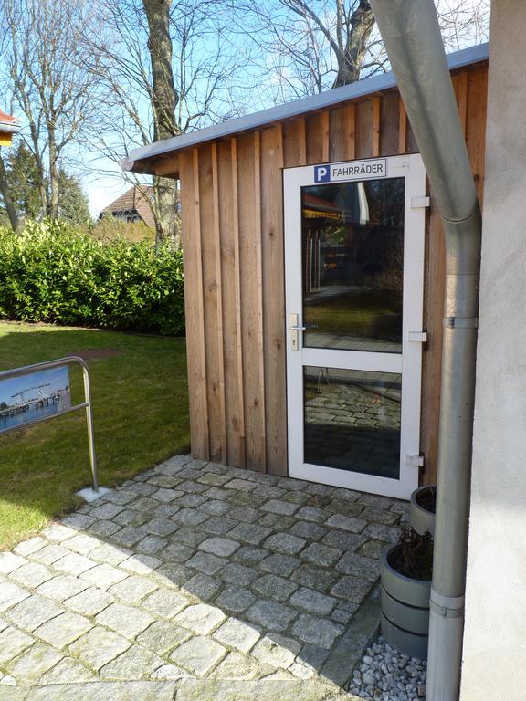 Cafe Und Pension Blohm Greifswald Ngoại thất bức ảnh