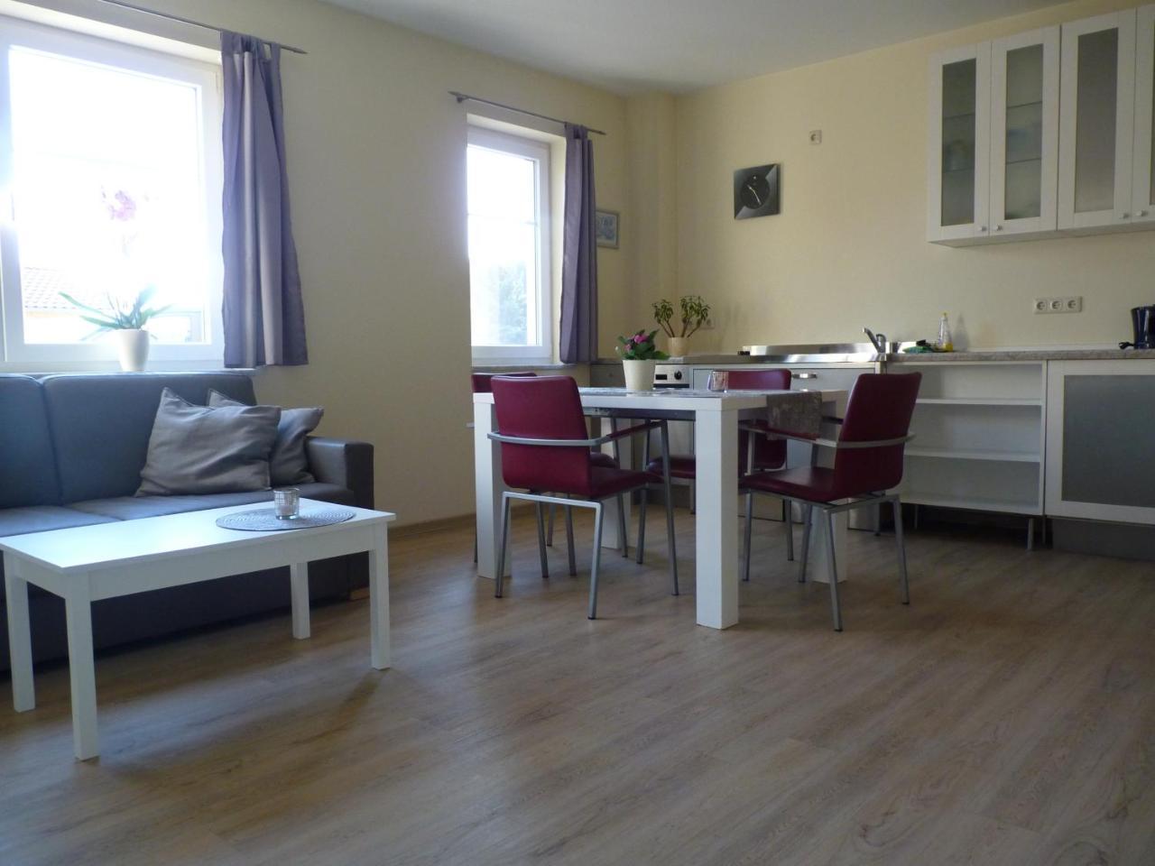 Cafe Und Pension Blohm Greifswald Ngoại thất bức ảnh
