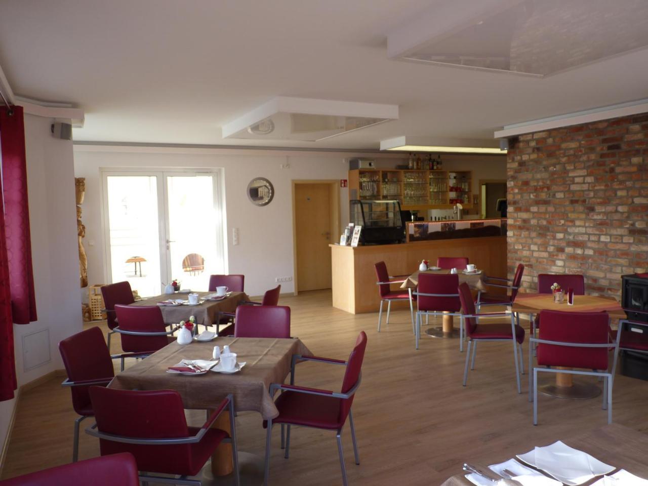 Cafe Und Pension Blohm Greifswald Ngoại thất bức ảnh