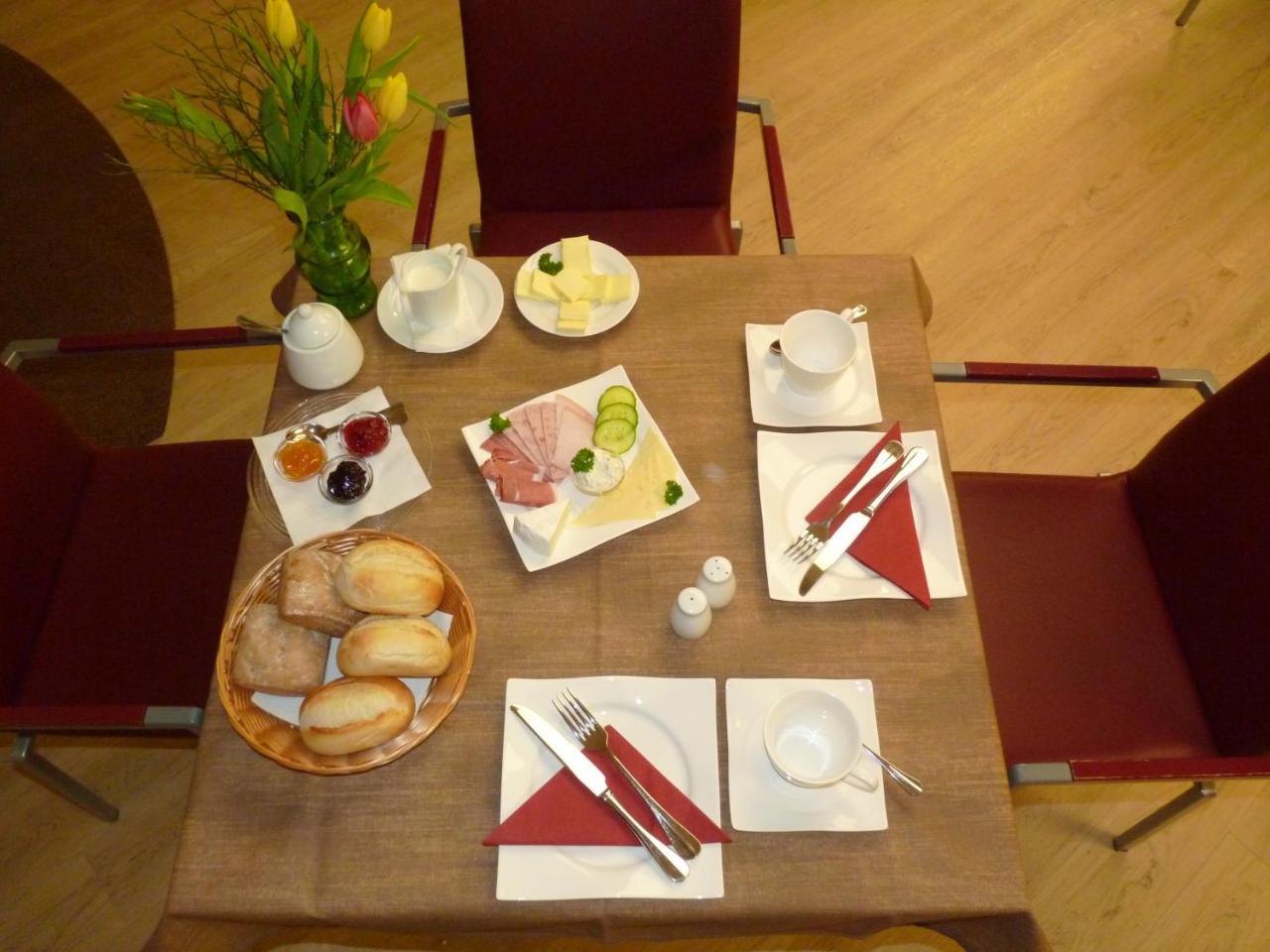 Cafe Und Pension Blohm Greifswald Ngoại thất bức ảnh